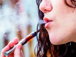 Thuốc lá điện tử làm tăng nguy cơ hút thuốc ở thanh thiếu niên